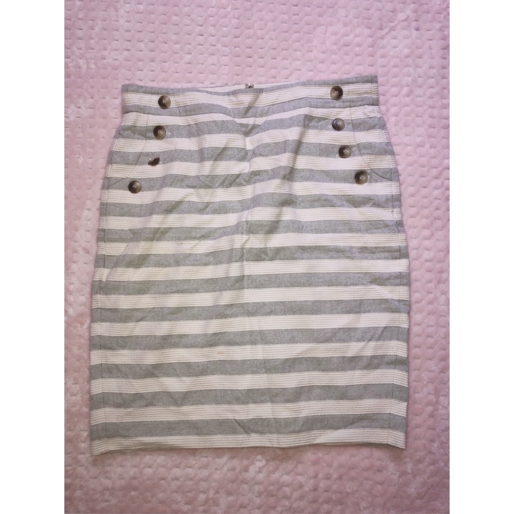 LOFT skirt 💟